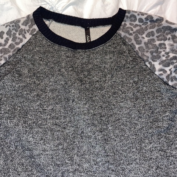 NWOT - size medium - Celeste - gray/black leopard print - top - Picture 2 of 10
